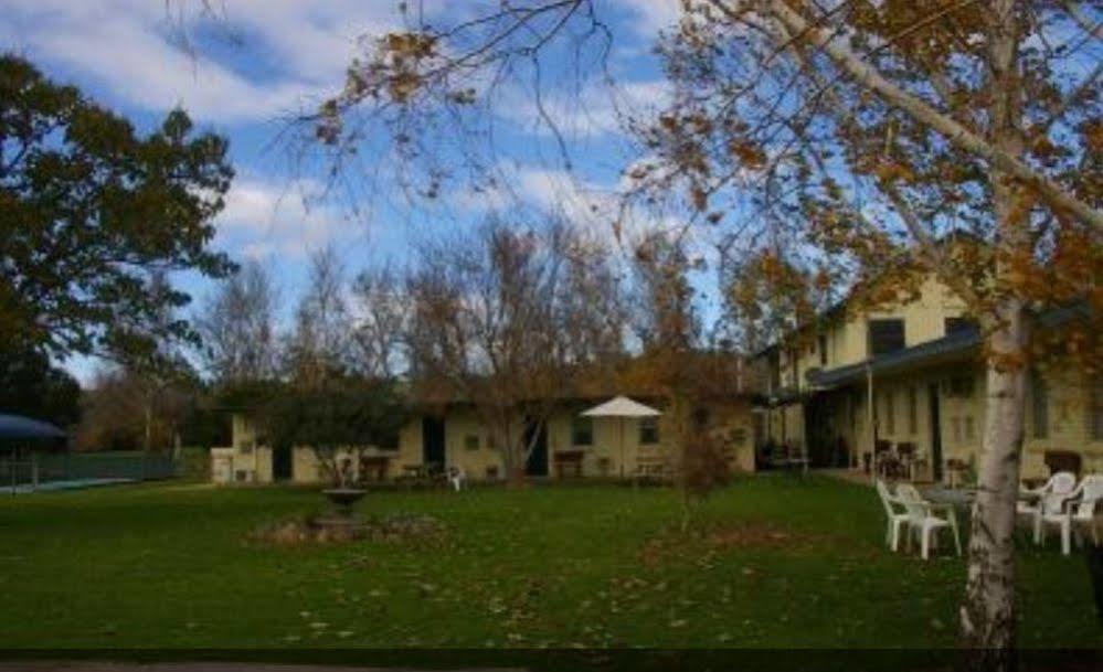 Jugiong Motor Inn Buitenkant foto