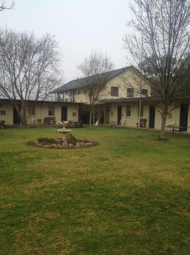 Jugiong Motor Inn Buitenkant foto